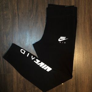 NEW Nike Air High Waisted Leggings Nike Yoga Pants